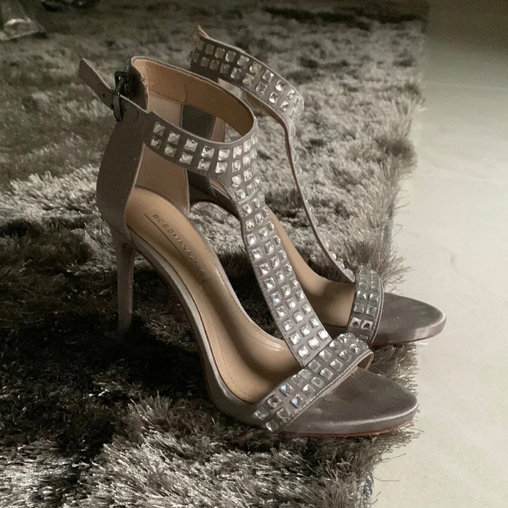 Shoes - Picture 1 of 2